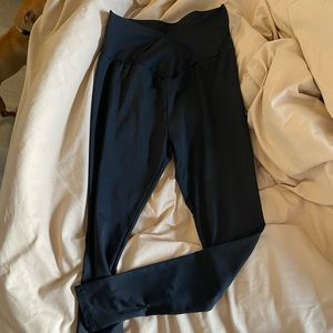 Cross leggings